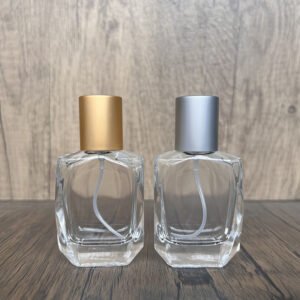 Ready Stock 30ml Clear Glass Perfume Bottle With Luxury Crystal Cap, Empty Refillable Cosmetic Spray Bottle